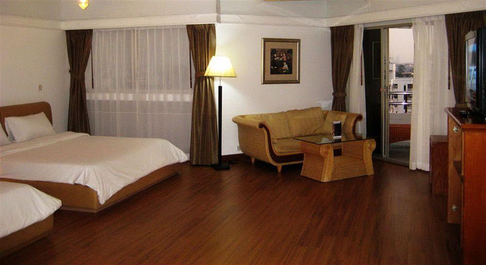 Markland Seaside Pattaya Exterior photo