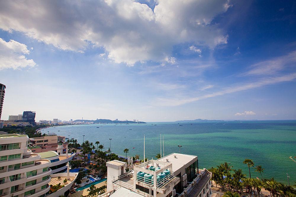 Markland Seaside Pattaya Hotel Exterior photo