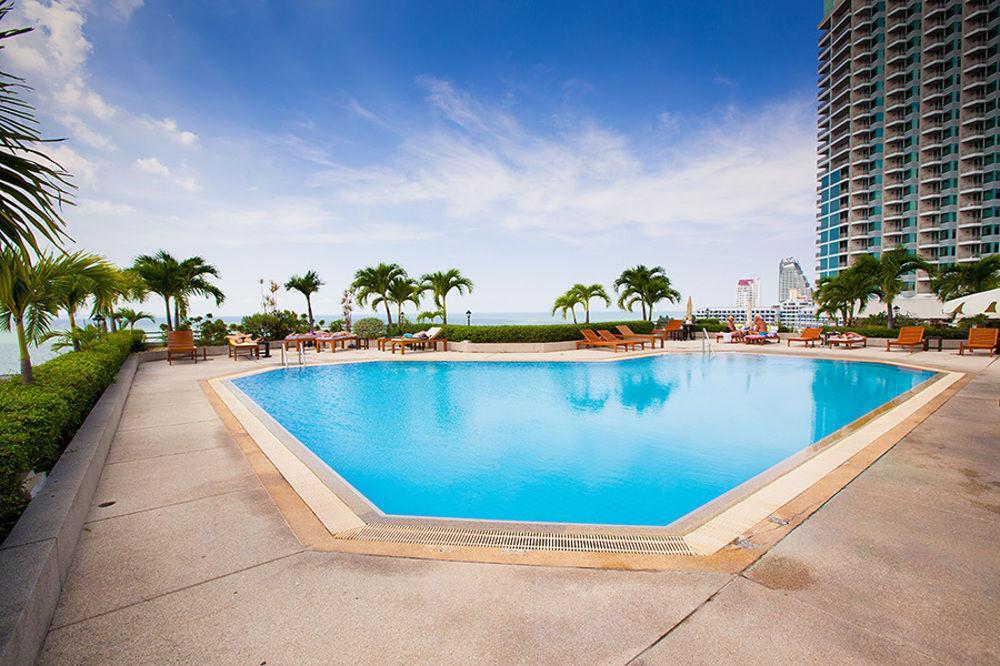 Markland Seaside Pattaya Hotel Exterior photo