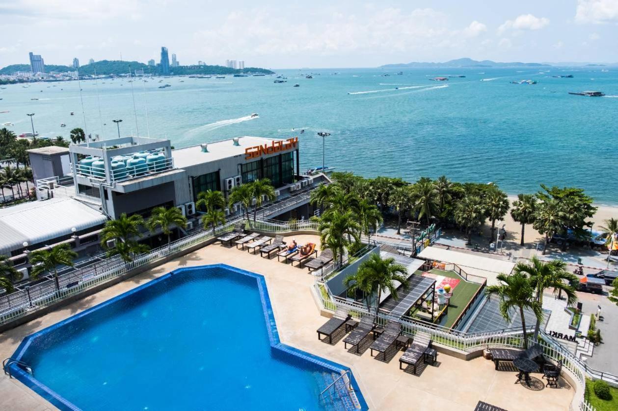 Markland Seaside Pattaya Hotel Exterior photo