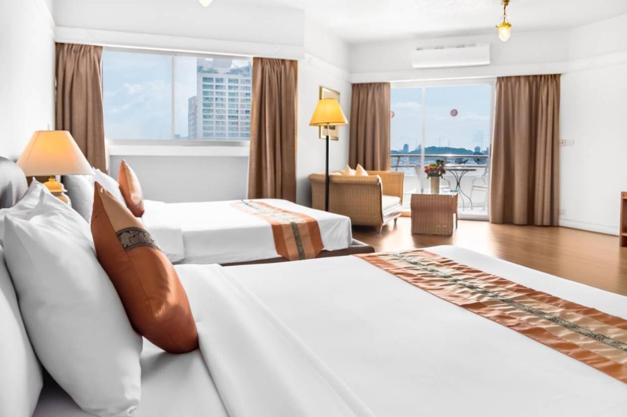 Markland Seaside Pattaya Exterior photo