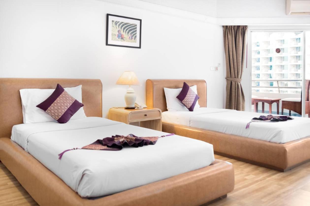 Markland Seaside Pattaya Exterior photo